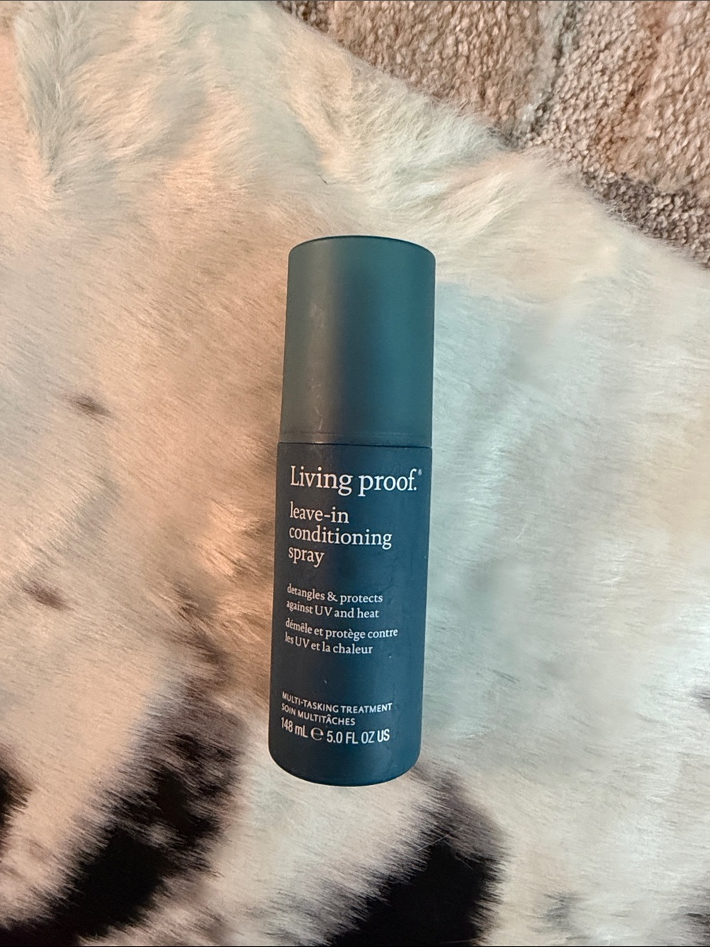 Living Proof Leave-In Conditioning Spray — Teal Blue Bottle